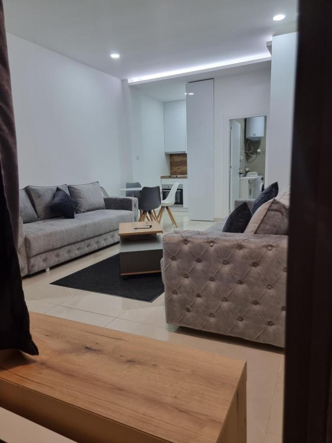 Appartement Lena I Laki